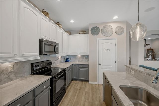 1842 MIRA LAGO CIRCLE, Ruskin, FL 33570