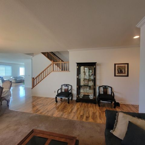 8800 Tiogawoods Dr, Sacramento, CA 95828