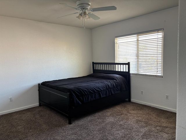 8800 Tiogawoods Dr, Sacramento, CA 95828