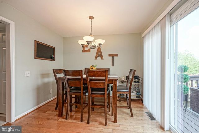 7 WINTERBERRY PL, Delran, NJ 08075