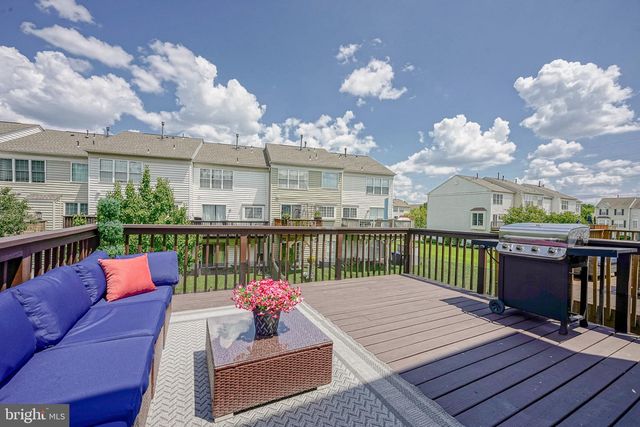 7 WINTERBERRY PL, Delran, NJ 08075
