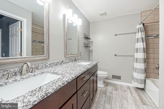 7 WINTERBERRY PL, Delran, NJ 08075