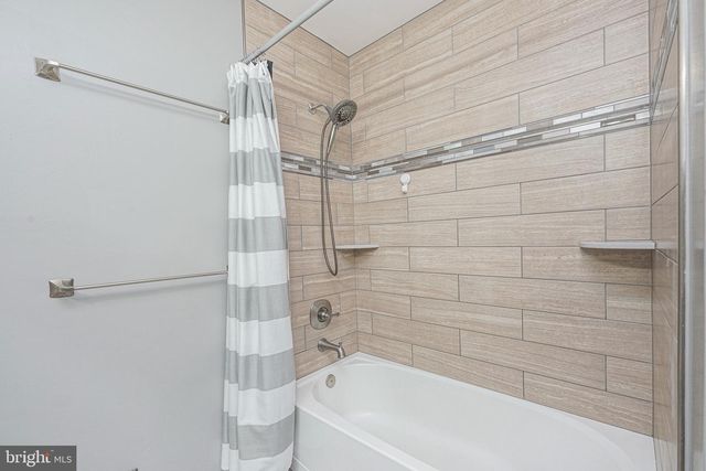 7 WINTERBERRY PL, Delran, NJ 08075