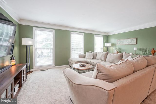 7 WINTERBERRY PL, Delran, NJ 08075