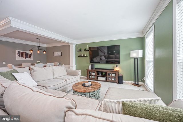 7 WINTERBERRY PL, Delran, NJ 08075