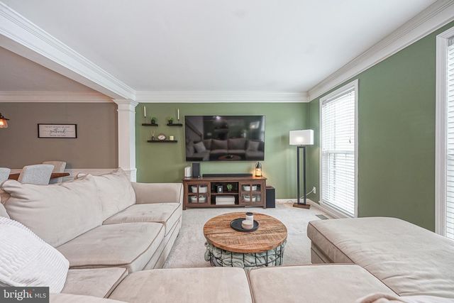 7 WINTERBERRY PL, Delran, NJ 08075