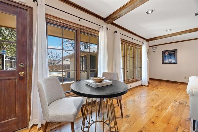 6409 N Hillcrest Avenue, Nichols Hills, OK 73116