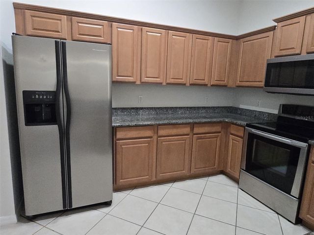 8423 BAYWOOD VISTA DRIVE, Orlando, FL 32810