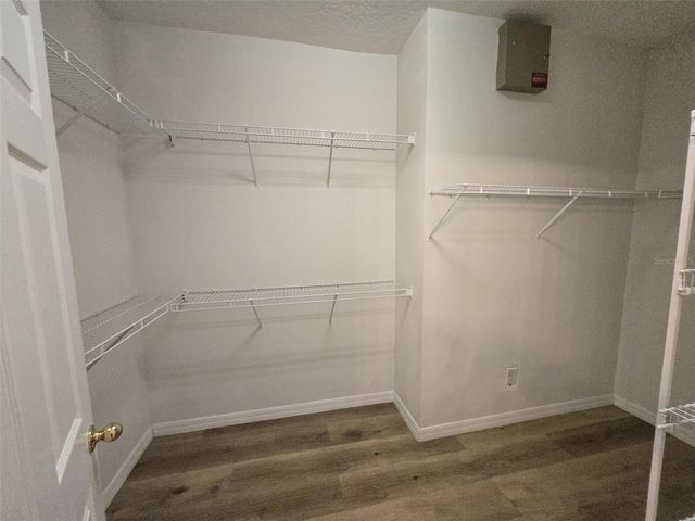 8423 BAYWOOD VISTA DRIVE, Orlando, FL 32810