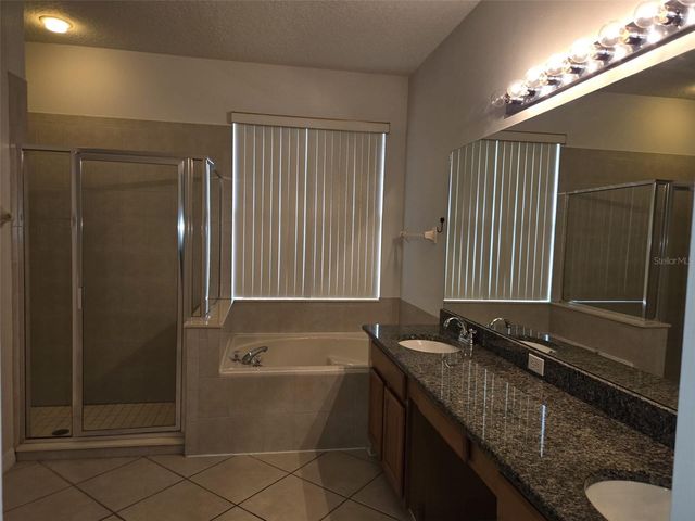 8423 BAYWOOD VISTA DRIVE, Orlando, FL 32810