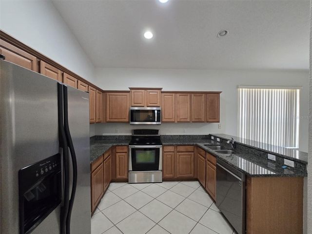 8423 BAYWOOD VISTA DRIVE, Orlando, FL 32810