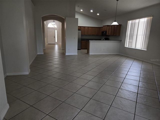 8423 BAYWOOD VISTA DRIVE, Orlando, FL 32810