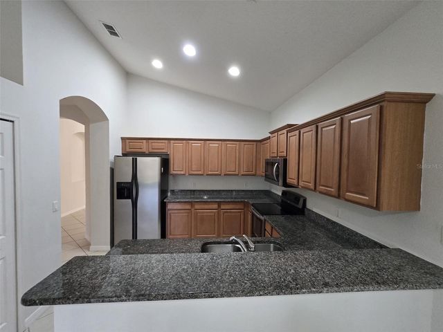 8423 BAYWOOD VISTA DRIVE, Orlando, FL 32810