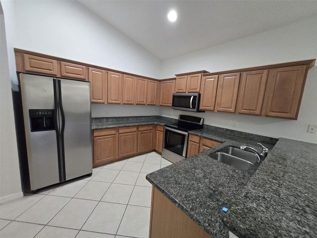 8423 BAYWOOD VISTA DRIVE, Orlando, FL 32810