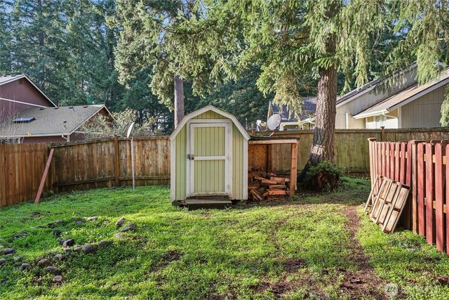 22429 Clearview Ct SE Court SE, Yelm, WA 98597