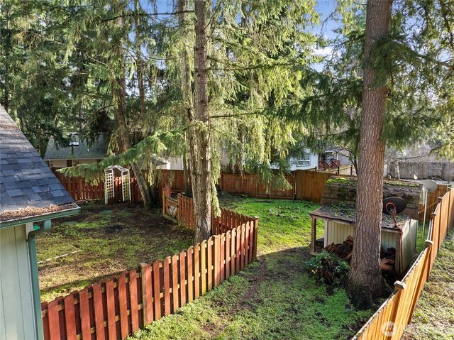 22429 Clearview Ct SE Court SE, Yelm, WA 98597