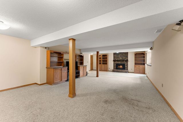 8381 Annalisa Path, Inver Grove Heights, MN 55077
