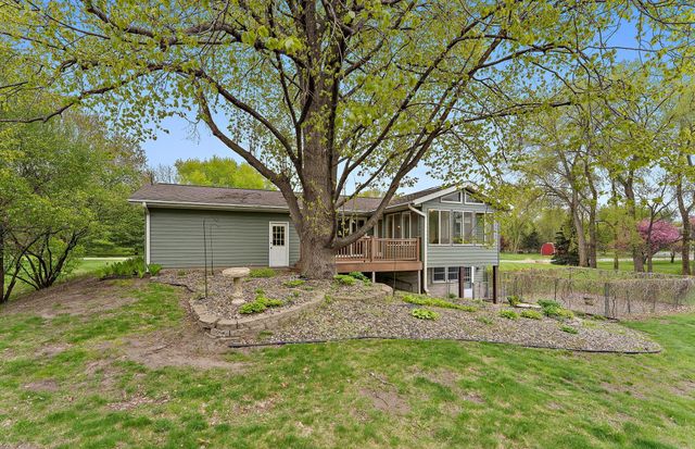8381 Annalisa Path, Inver Grove Heights, MN 55077