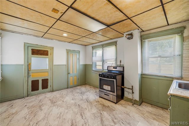 528 Fulton Street, Buffalo, NY 14210