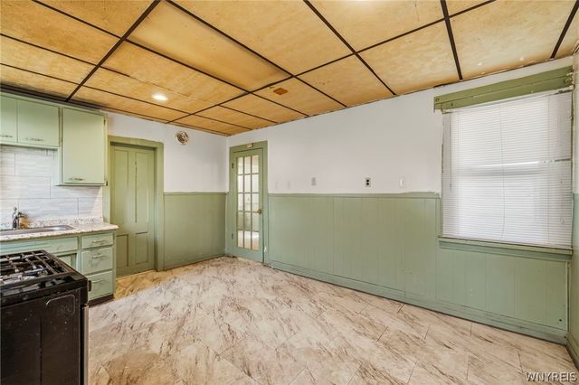 528 Fulton Street, Buffalo, NY 14210