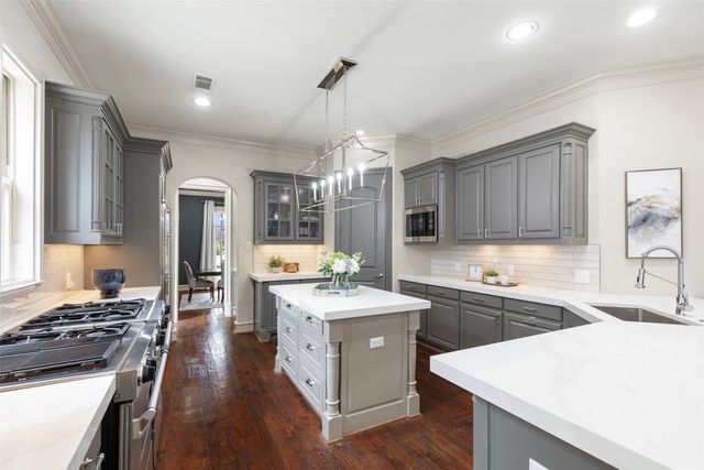 6412 Saint Michael Drive, Mckinney, TX 75072