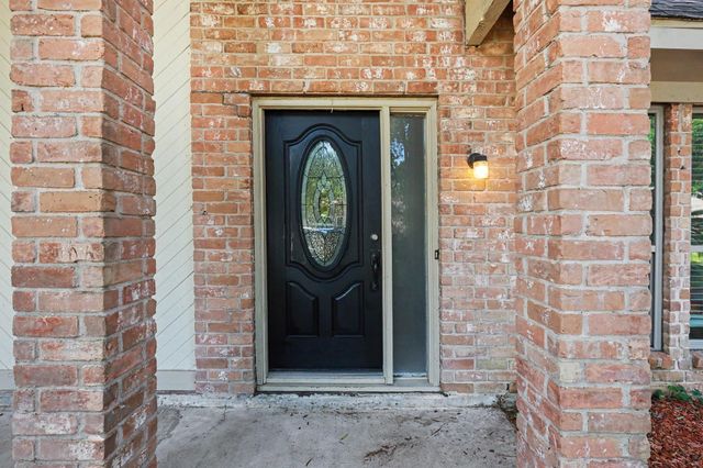 2174 Little Cedar Drive, Houston, TX 77339