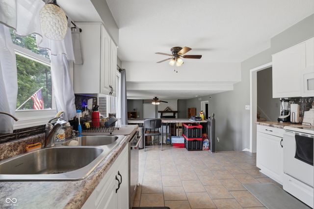 7152 Eagle Road, Brownsburg, IN 46278