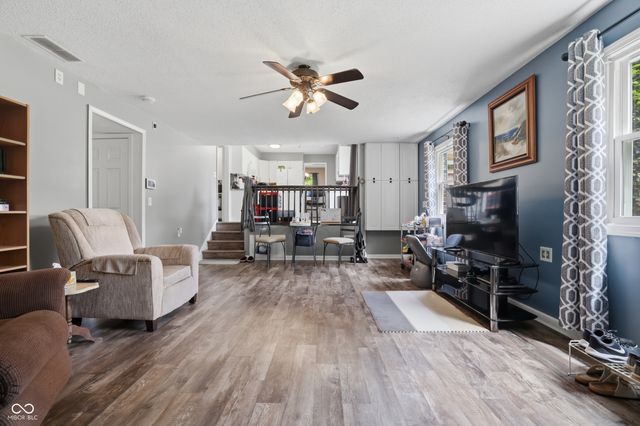 7152 Eagle Road, Brownsburg, IN 46278