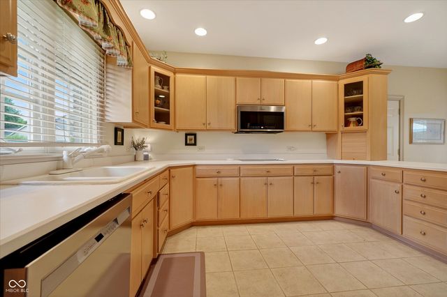 6132 S Fox Court, Pendleton, IN 46064