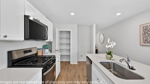 1906 Redbud Way, El Reno, OK 73036