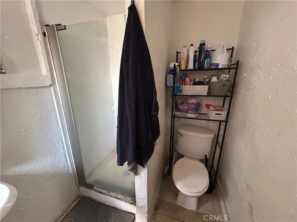 Image 20 of property listing at 1026 E 23rd Street, Los Angeles, CA 90011