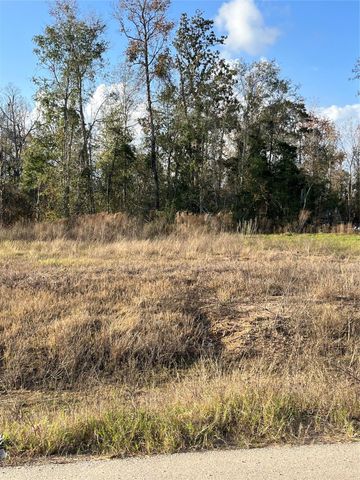 255 County Road 373, Splendora, TX 77372