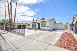 2312 Beverly Way, Las Vegas, NV 89104