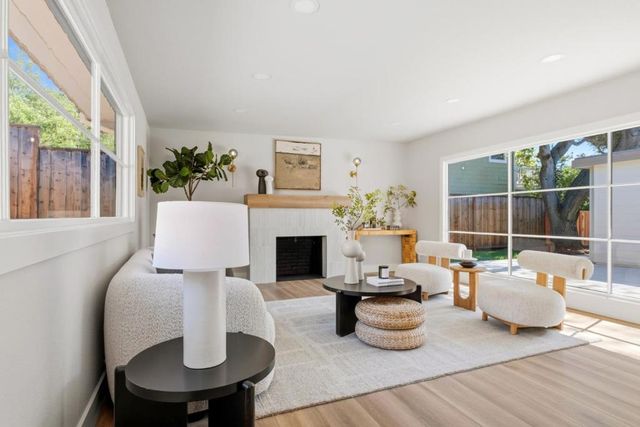 1910 Notre Dame Avenue, Belmont, CA 94002