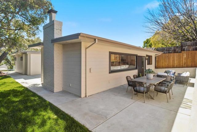 1910 Notre Dame Avenue, Belmont, CA 94002