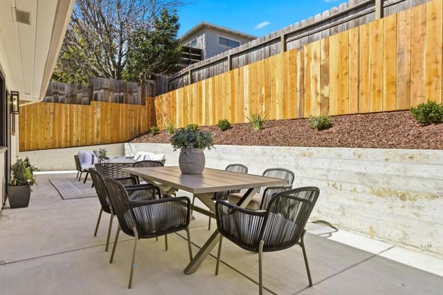 1910 Notre Dame Avenue, Belmont, CA 94002