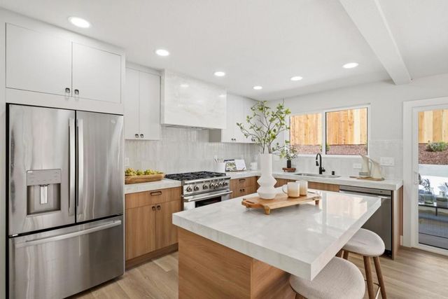 1910 Notre Dame Avenue, Belmont, CA 94002