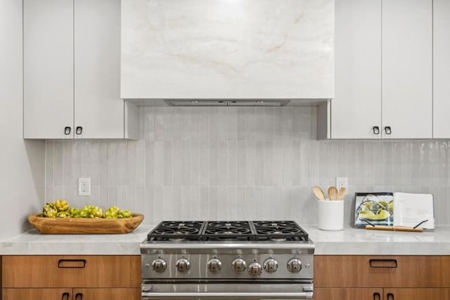 1910 Notre Dame Avenue, Belmont, CA 94002