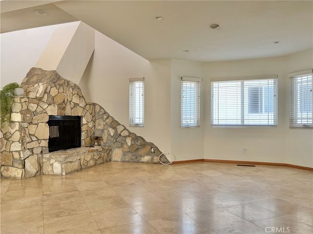 425 S Catalina Avenue 4, Redondo Beach, CA 90277