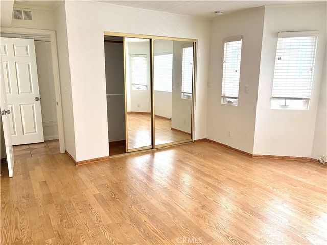 425 S Catalina Avenue 4, Redondo Beach, CA 90277