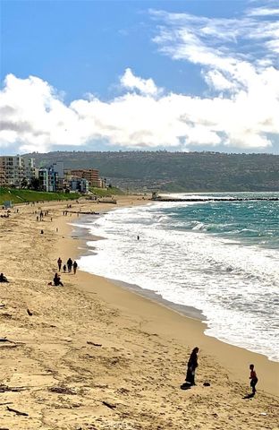 425 S Catalina Avenue 4, Redondo Beach, CA 90277
