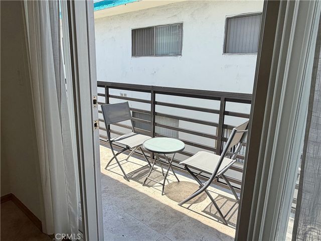 425 S Catalina Avenue 4, Redondo Beach, CA 90277