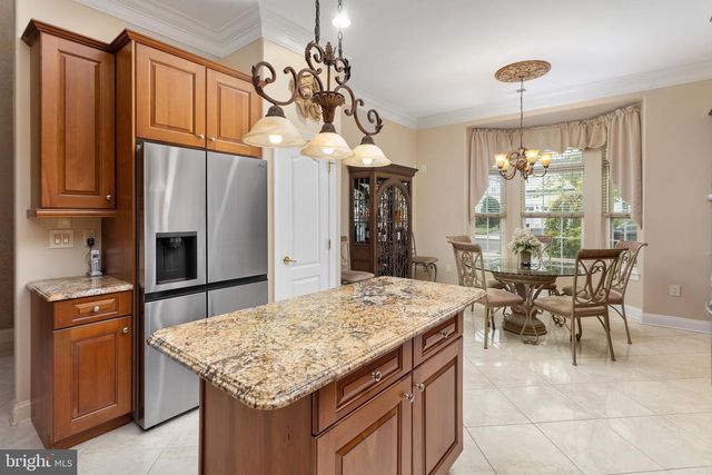 37 MONTE CARLO DR, Hamilton, NJ 08691