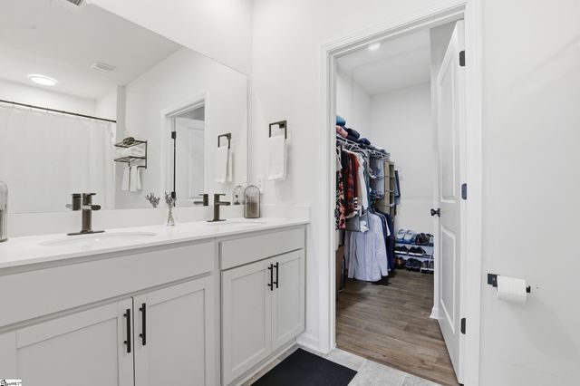 628 Ashwood Way, Easley, SC 29640