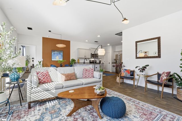 628 Ashwood Way, Easley, SC 29640