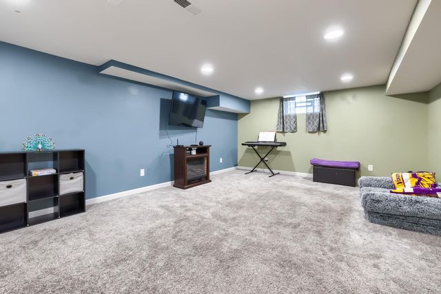 824 6th Avenue S, South Saint Paul, MN 55075