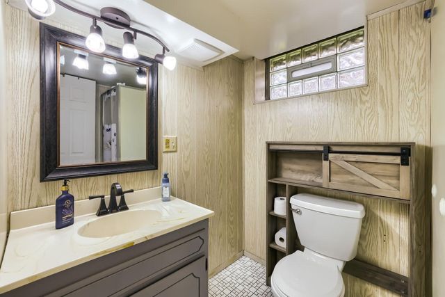 824 6th Avenue S, South Saint Paul, MN 55075