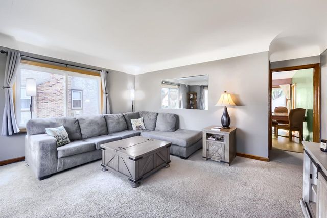 824 6th Avenue S, South Saint Paul, MN 55075