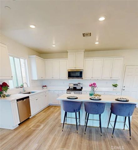 25857 Oak Springs, Homeland, CA 92548