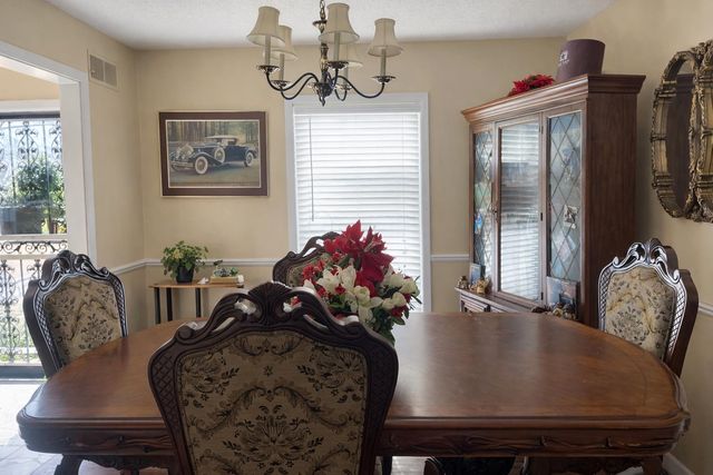 5542 KNIGHT ARNOLD RD, Memphis, TN 38115